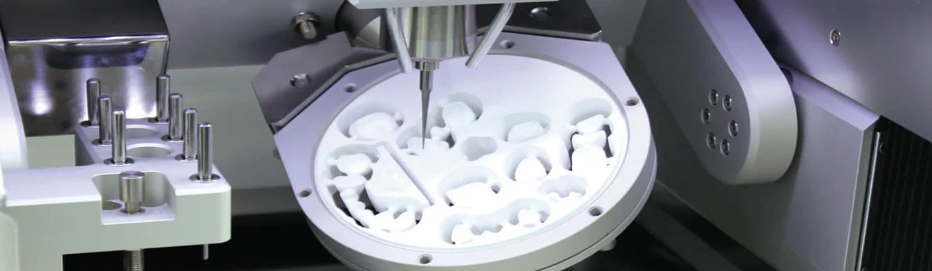 Mill 5X milling chamber: the bur cutting a zirconia disc